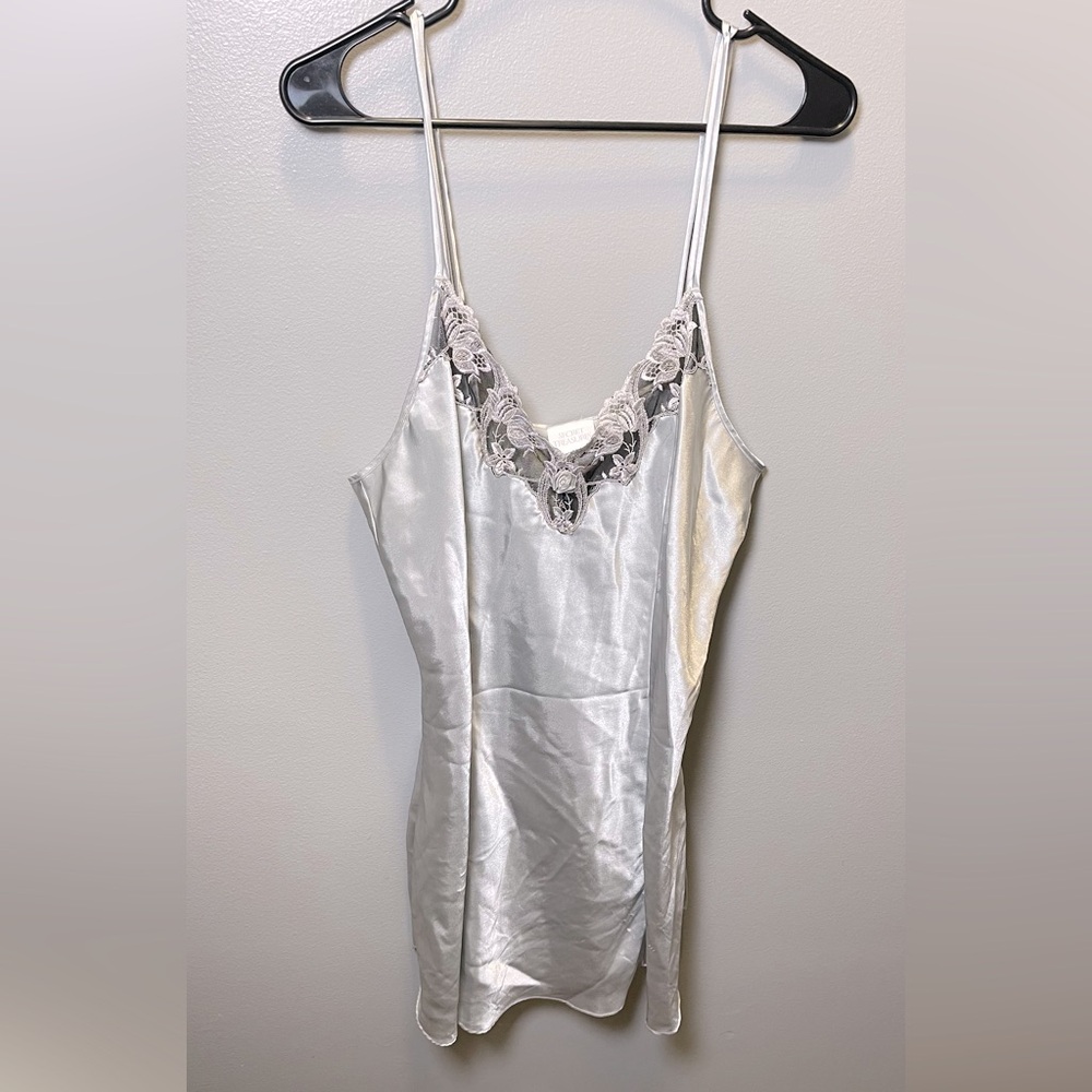 Secret Treasures Vintage Women's Slip Dress Gray Flowers Size XL